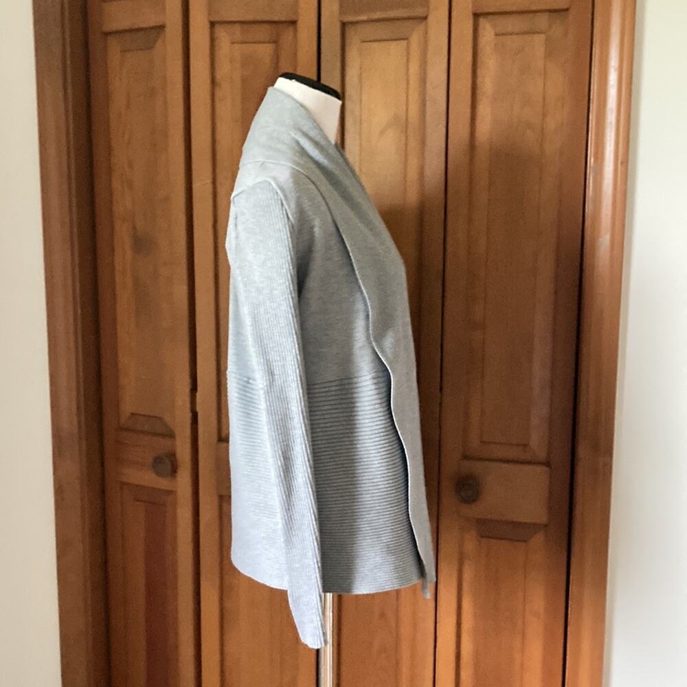 Emily Rose Light Grey Cardigan, Size S - Picture 5 of 10